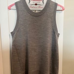 Athleta Grey and White Blouse